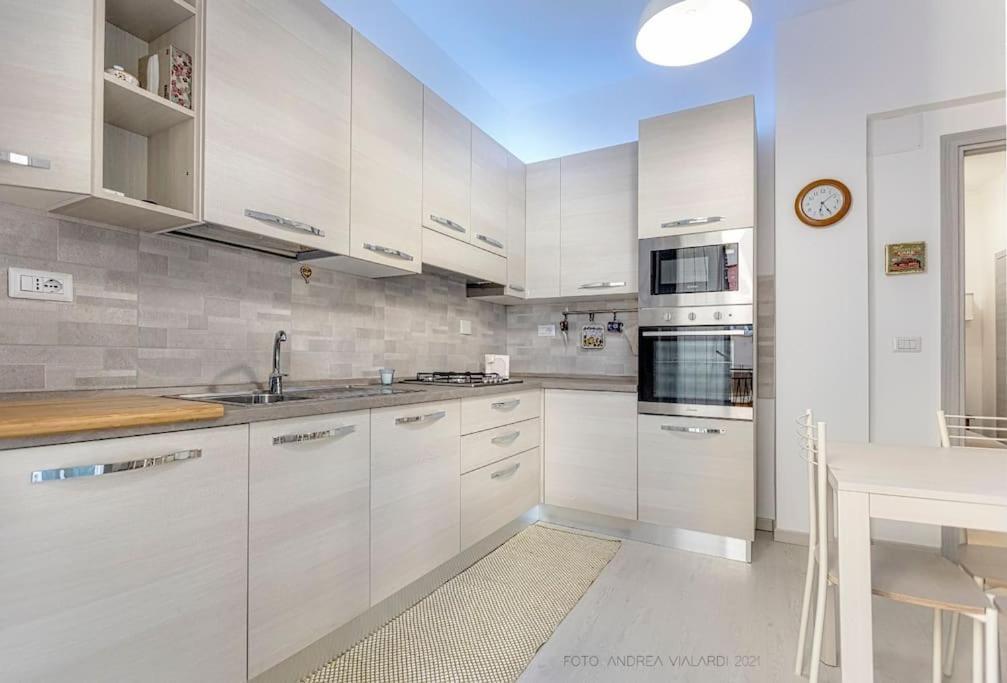 La Reggia Del Mar - Genova Sturla, Mare E Gaslini Apartment Exterior foto